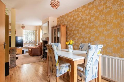 28 Boyd Road, Saltford, Bristol, BS31 3AP