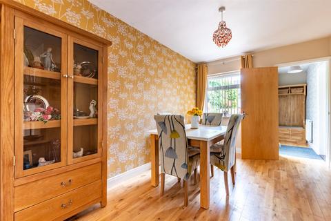 28 Boyd Road, Saltford, Bristol, BS31 3AP