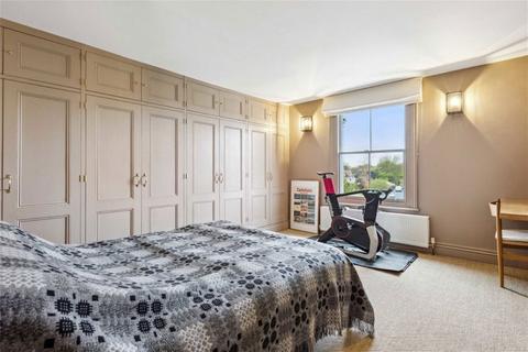 4 bedroom end of terrace house for sale, Kingscourt Road, London SW16