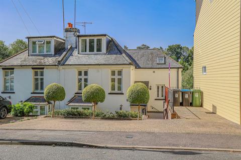 6 bedroom semi-detached house for sale, Sunnyhill Road, Hemel Hempstead, HP1