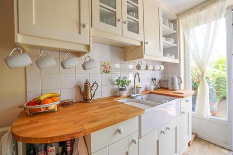 6 bedroom semi-detached house for sale, Sunnyhill Road, Hemel Hempstead, HP1