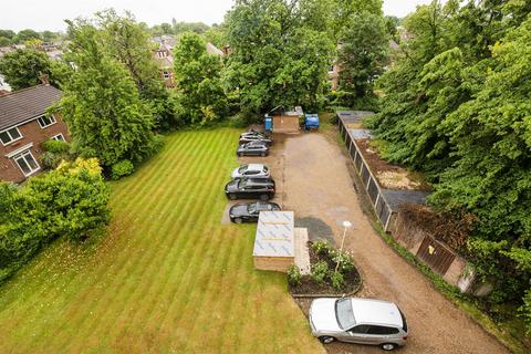 1 bedroom apartment for sale, Kemsley Court, Ealing, W13