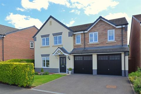 5 bedroom detached house for sale, Dove Close, Sutton Grange,Shrewsbury