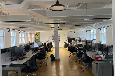 Office to rent, 57-67 Woodstock Rd Oxford OX2 6HJ