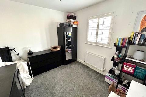 39 Aintree Way, Bourne, PE10 0WG