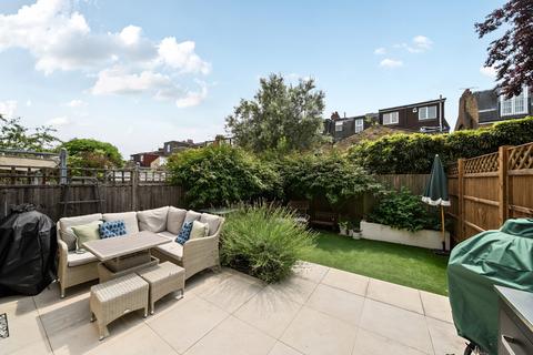 15 Windsor Road, Teddington, TW11 0SG