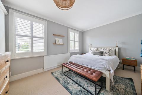 15 Windsor Road, Teddington, TW11 0SG
