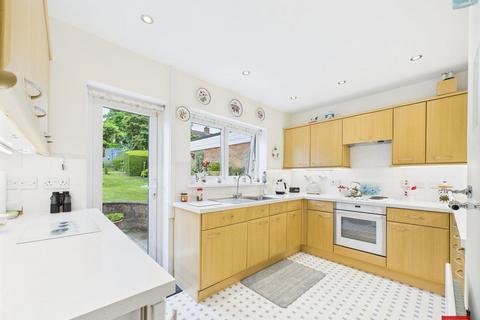 4 bedroom detached house for sale, Rissington Road, Gloucester GL4
