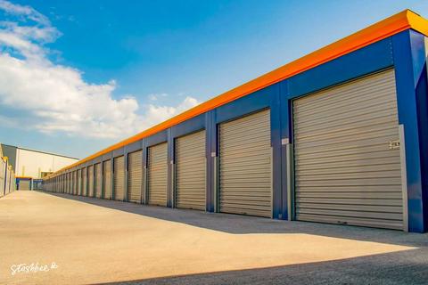 Garage to rent, Avonmouth Way West, Avonmouth BS11