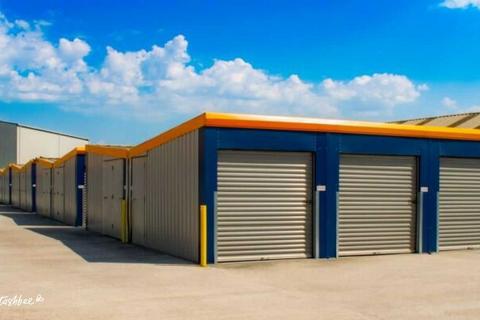 Garage to rent, Avonmouth Way West, Avonmouth BS11