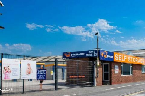 Garage to rent, Avonmouth Way West, Avonmouth BS11
