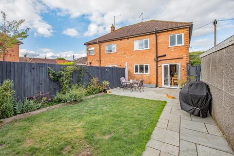 4 Fineshade Grove, Corby, NN17 1HR