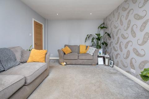 4 Fineshade Grove, Corby, NN17 1HR