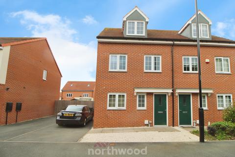 3 bedroom townhouse for sale, Ancient Drive, Doncaster DN6
