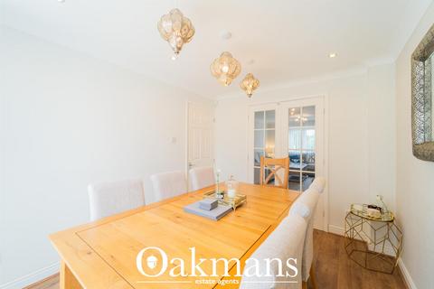 17 Oaklands Way, Birmingham, B31 5EA