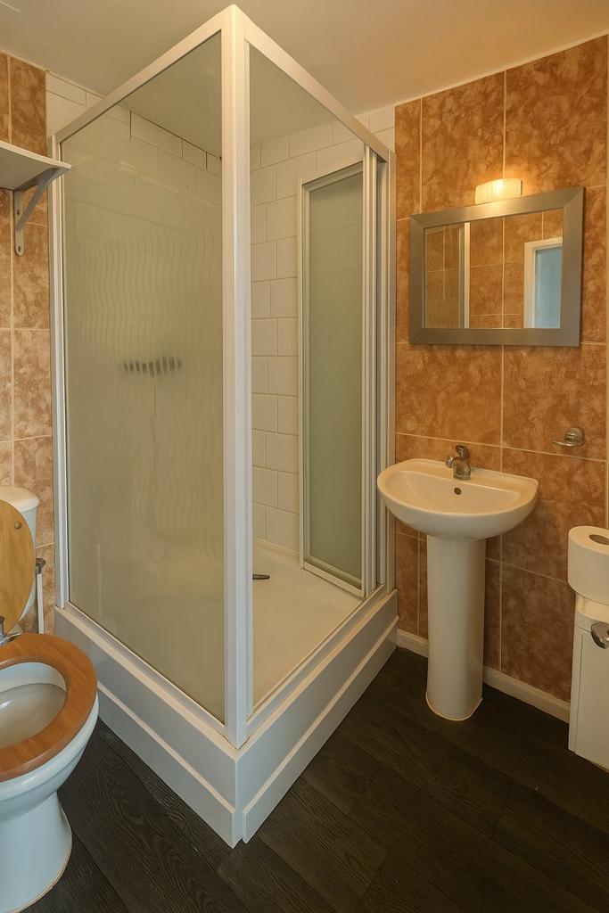 Apartment in London - View 3