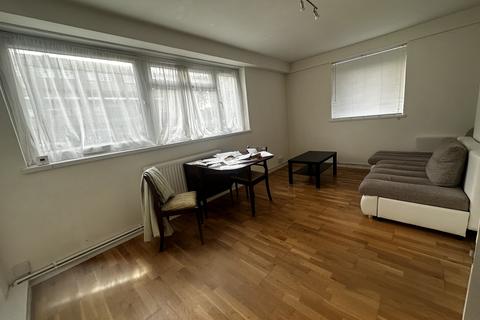 Gauden Road, London SW4