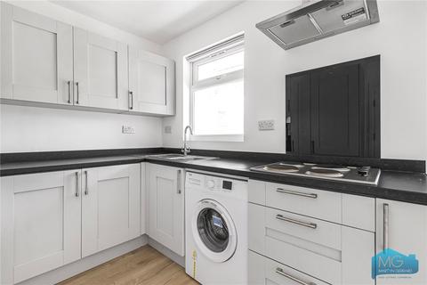 2 bedroom apartment for sale, Watford Way, London, NW4
