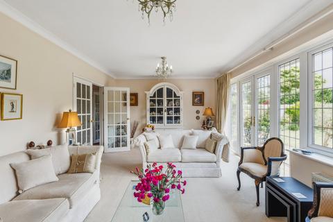 10 Albert Drive, Cheltenham, GL52 3JH