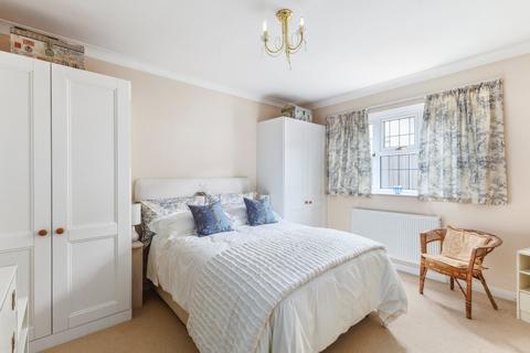 10 Albert Drive, Cheltenham, GL52 3JH