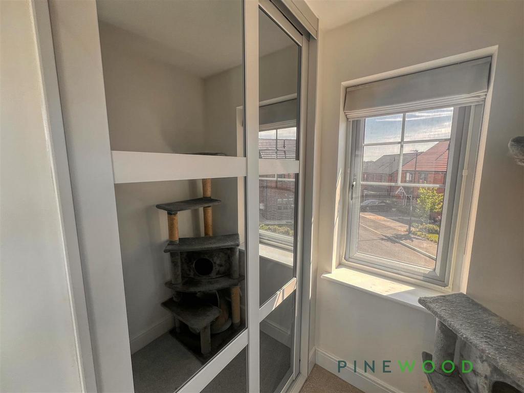 Fitted Wardrobes