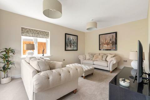 5 bedroom detached house for sale, William Eccles Close , Houlton, Rugby , CV23
