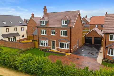 5 bedroom detached house for sale, William Eccles Close , Houlton, Rugby , CV23