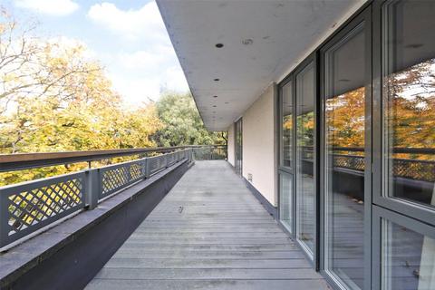 2 bedroom apartment to rent, Albany Court, London, Spring Grove, W4