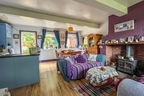 14 Blacksmiths Field, Crowhurst, Battle, TN33 9AX