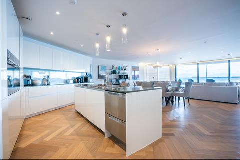 4 bedroom apartment for sale, Banks Road, Sandbanks, Poole, Dorset, BH13