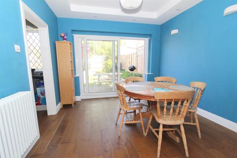 4 Alma Crescent, Cheam, Sutton, SM1 2LN