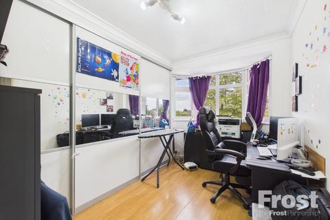 61 Clockhouse Lane, Ashford, TW15 2EP