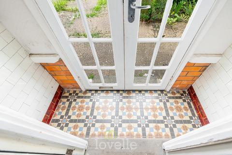 3 bedroom semi-detached house for sale, Princes Road, Cleethorpes DN35