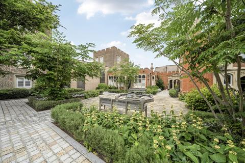 Apartment 1, 6 Ashmore Road, London, SE18 4BY