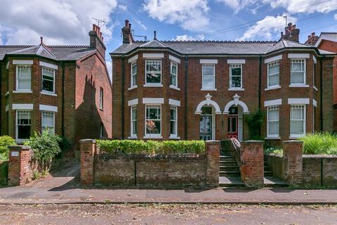 21 Chiltern Road, Hitchin, SG4 9PJ
