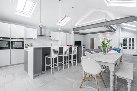 21 Chiltern Road, Hitchin, SG4 9PJ