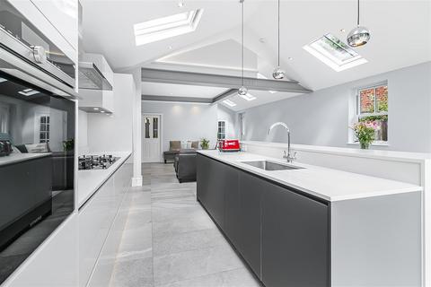 21 Chiltern Road, Hitchin, SG4 9PJ