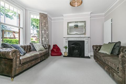 21 Chiltern Road, Hitchin, SG4 9PJ