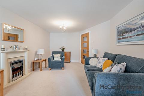 1 bedroom apartment for sale, Clarence Court, Brighton Road, Horsham