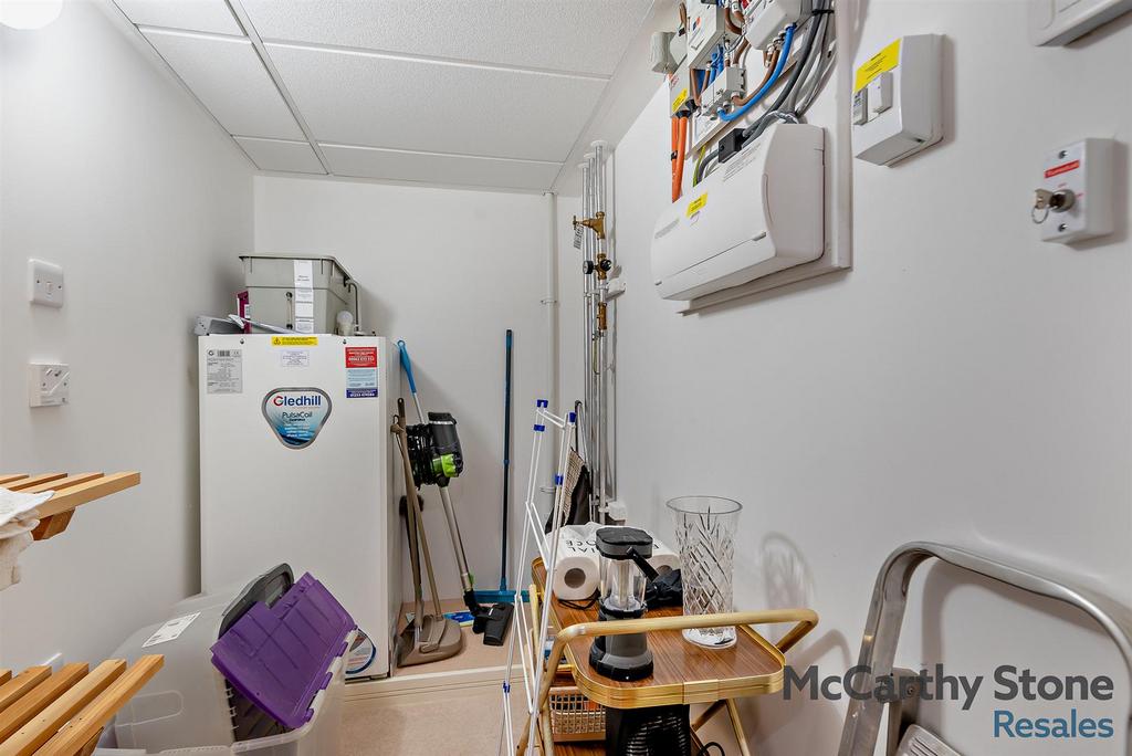 8648998-interior01-800.jpg