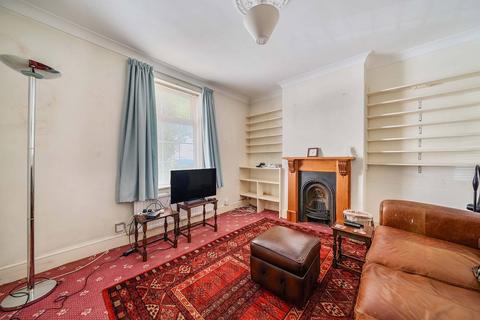 82 Frederick Place, London, SE18 7BH