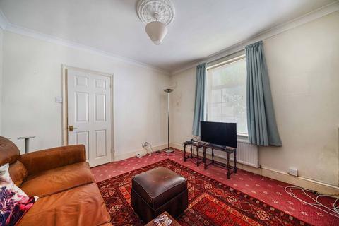 82 Frederick Place, London, SE18 7BH