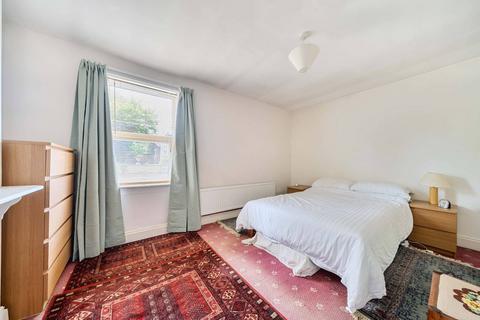 82 Frederick Place, London, SE18 7BH