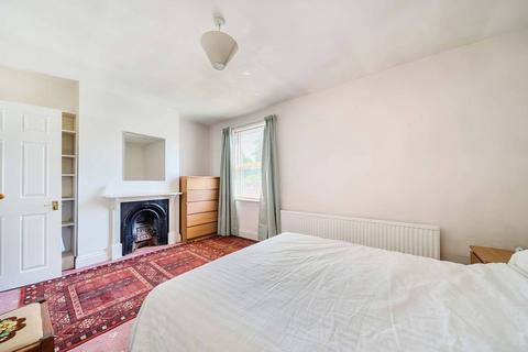 82 Frederick Place, London, SE18 7BH