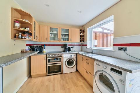 10 Axbridge, Bracknell, RG12 0XB