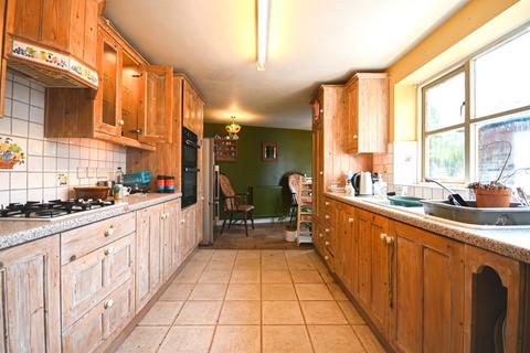 3 bedroom detached house for sale, Church Walk, Pinchbeck PE11
