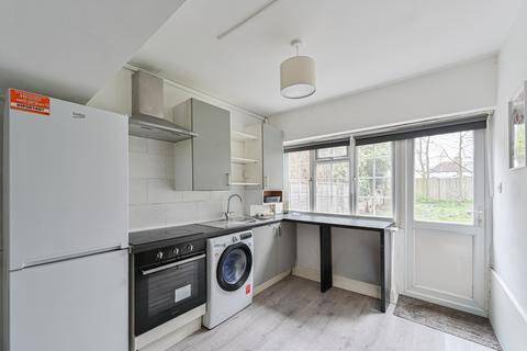 1 bedroom apartment to rent, Norbury Avenue, 220 Norbury Avenue, Thornton Heath