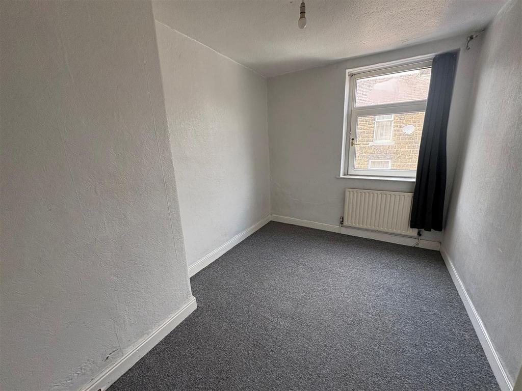 Bedroom1ta.jpg