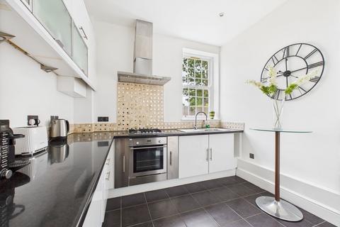 3 bedroom ground floor flat for sale, Oak Tree Way, Horsham RH13