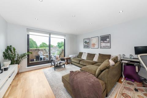 2 bedroom flat for sale, Thurlow Park Road, London  SE21